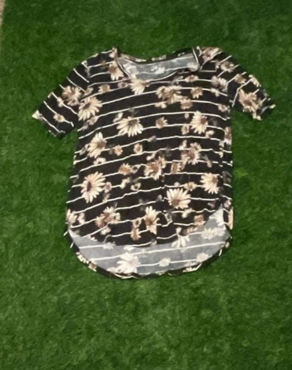 24/7 Maurices Sunflower Stripe Short Sleeve Tunic Tee